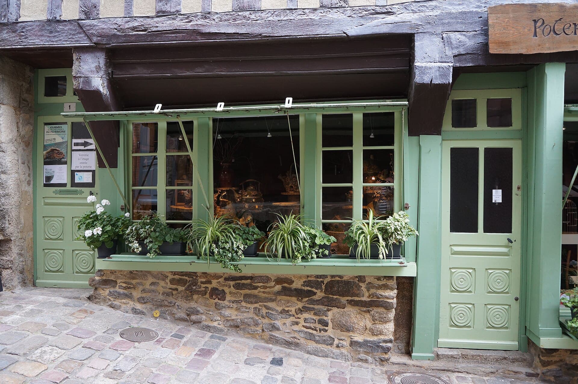 Dinan